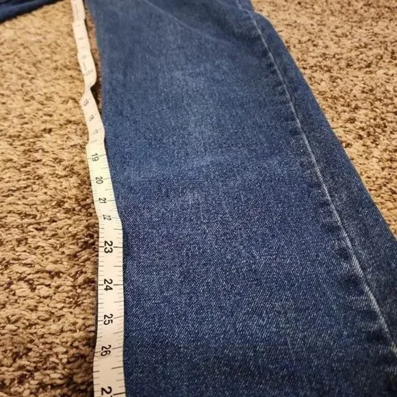 Vintage 90's Lawman Classic Denim Rivets Clean New Waistline: 26 Mom Jeans